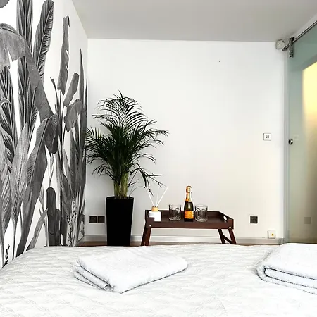 Laciarska ~ 200m Main Square ~ Self Check-in 20h Wroclaw